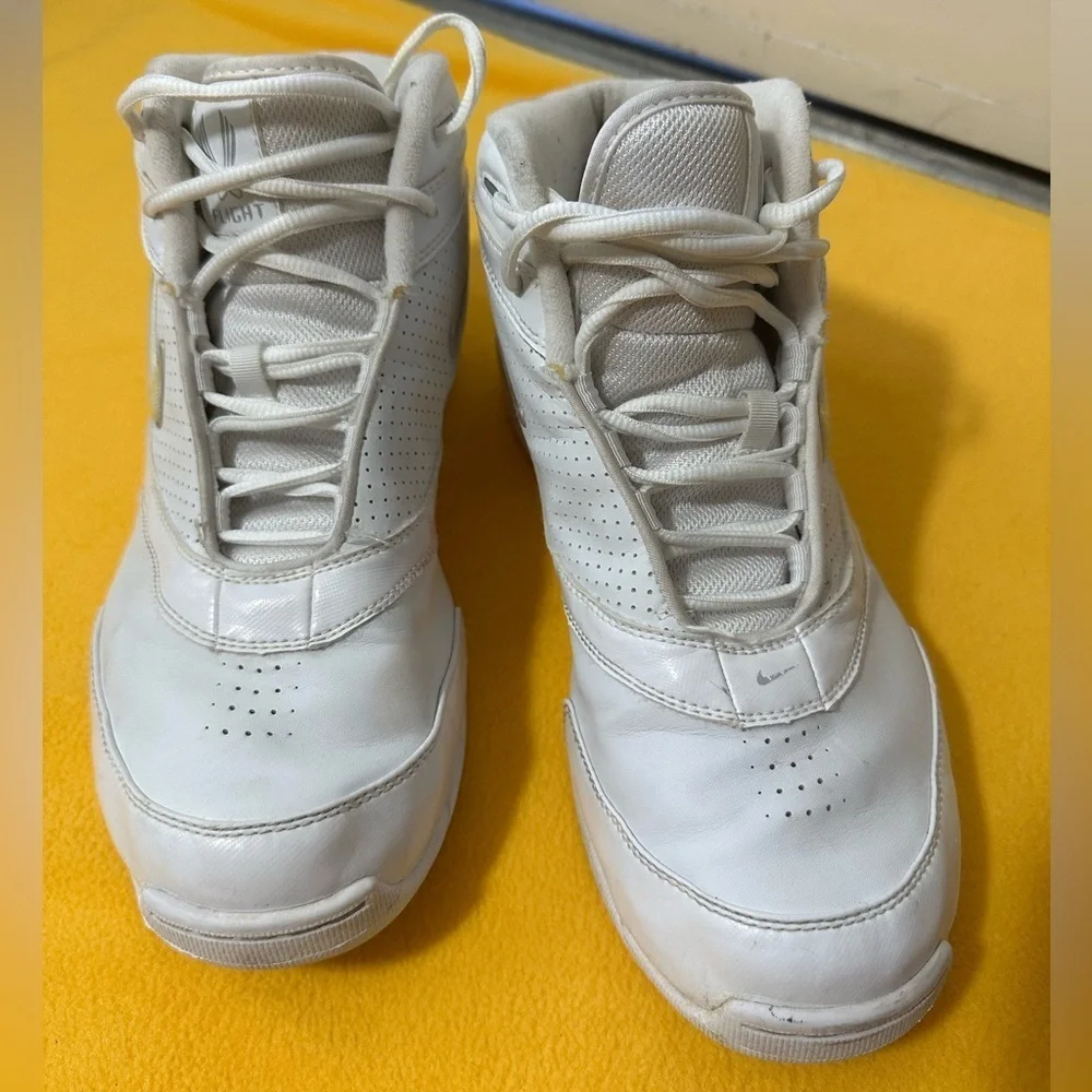 Nike White Leather High-Tops